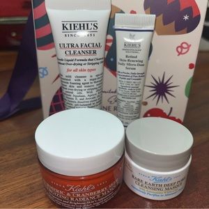 Kiehl’s 4 Pieces Set Skincare